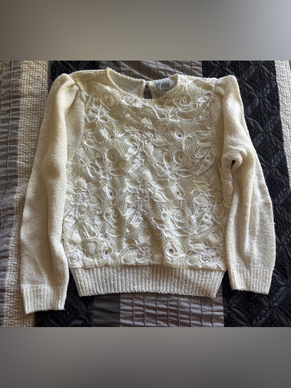 Vintage Koret Cream Floral Lace-Front Crewneck Sweater